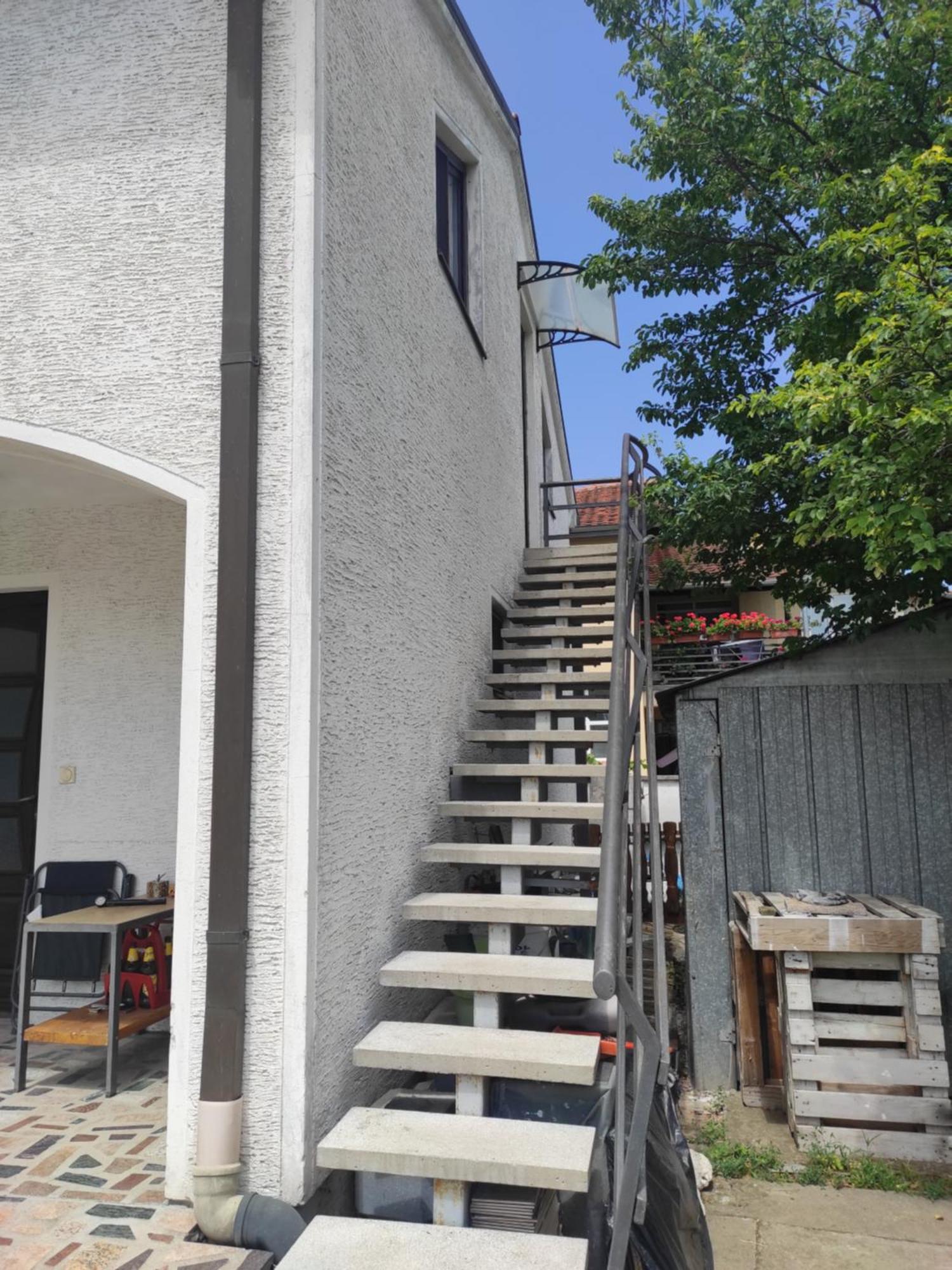 Apartmani Za Exit 2024 Petrovaradin Luaran gambar